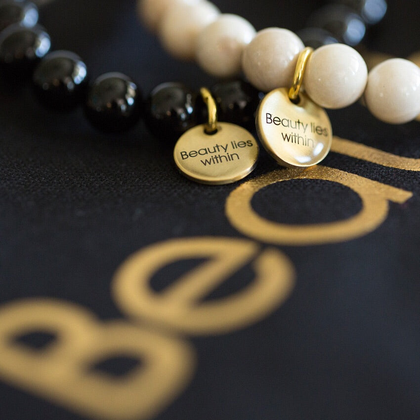 Beauty lies within ™ - BAG & BRACELET SET