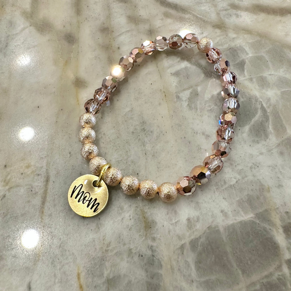 Dainty Mom single